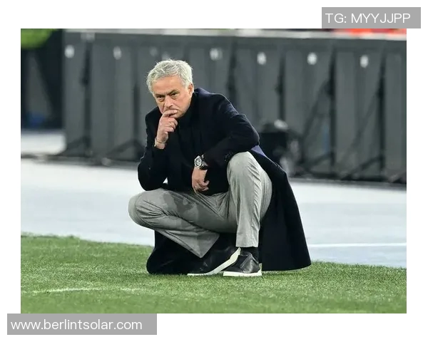 足球明星经典进球动作解析与技巧分享让你领略足球魅力 足球明星经典进球动作解析与技巧分享让你领略足球魅力