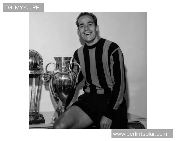 老足球明星队长全名汇总及其辉煌职业生涯回顾