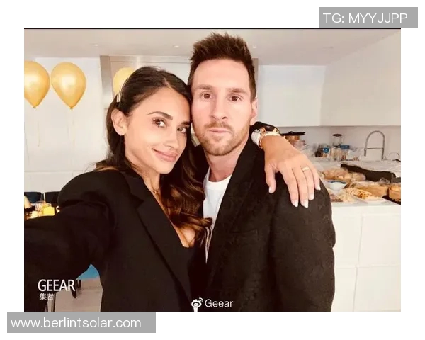 当男嘉宾邂逅足球明星爱情的赛场上演绎的浪漫故事