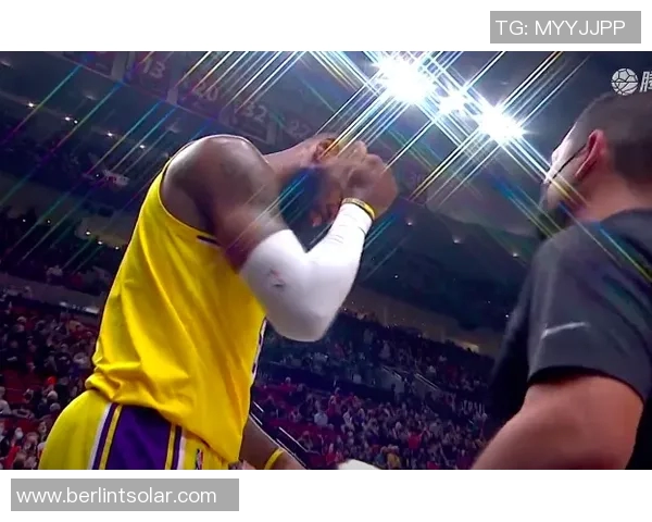 丁俊晖与艾伦女裁判的精彩对决引发的热议与关注